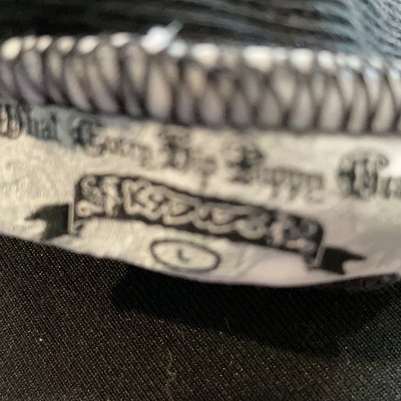 Little Devi size L🐶 - Picture 3 of 6